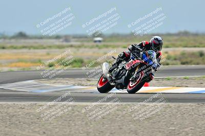 media/Apr-18-2025-TrackDaz (Fri) [[45f5874c44]]/B Group/Session 2 (Turn 7)/